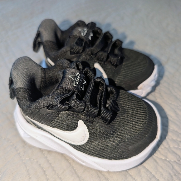Nike Other - Nike Star Runner 4 Baby/Toddler Shoes. 2c